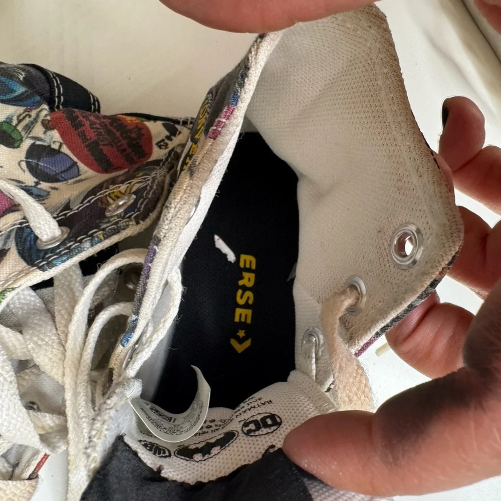 Batman boys high top converse size 11 - Picture 9 of 9